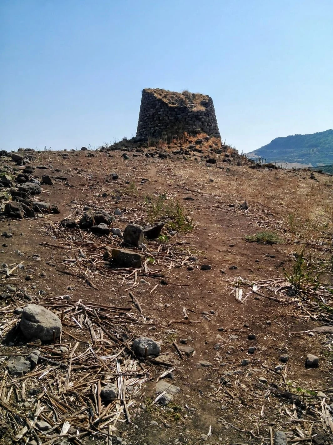 Un nuraghe nella campagna dei dintorni